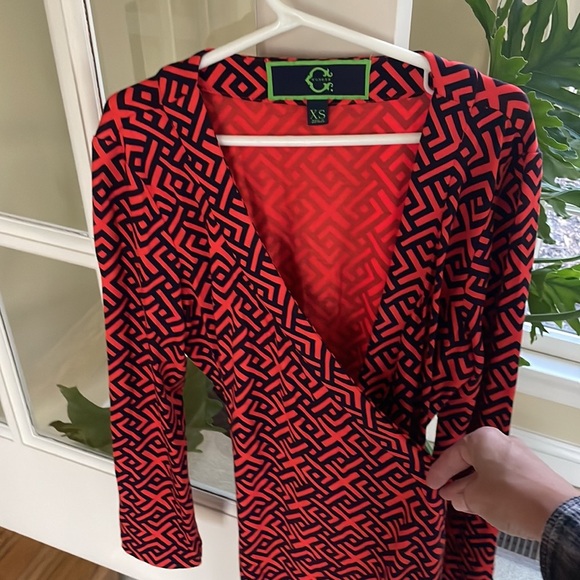 🌿C Wonder women’s wrap dress - orange and navy geometric size XS🌿 - Picture 2 of 5